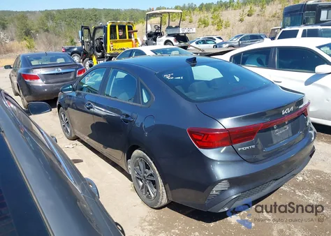 2023 Kia Forte Lx из США, поврежденный, VIN 3KPF24AD2PE586991